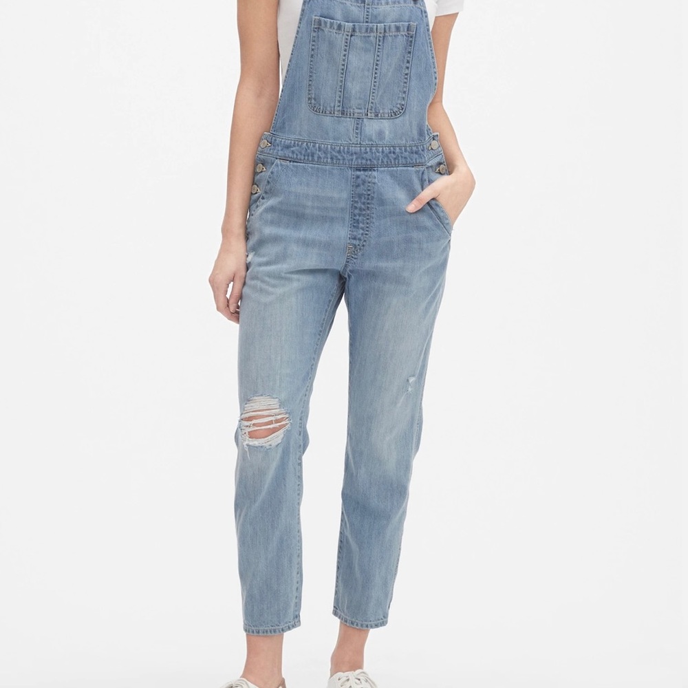 Gap distressed overalls